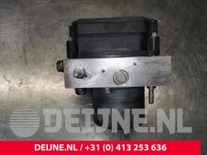 Volkswagen Crafter ABS Pumpe O135103 foto 2
