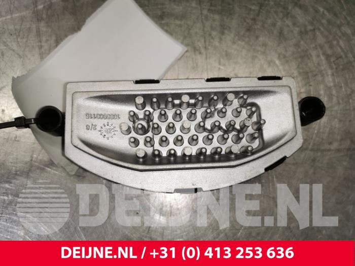 Volkswagen Crafter Heizung Widerstand O135112