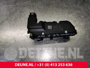 Mercedes C-Klasse Stoelverwarmings Schakelaar O135153 foto 3