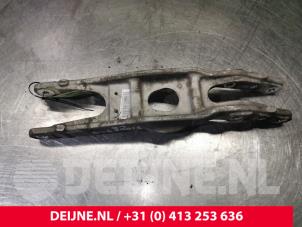 Mercedes C-Klasse Federteller links hinten O135199 foto 3