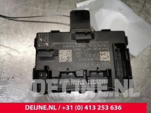 Volkswagen Crafter Central door locking module O135212 photo 3