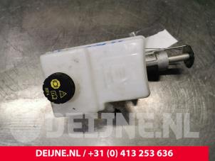 Volkswagen Crafter Master cylinder O135216 photo 3