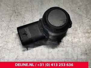 Gebruikte Sensor PDC Volkswagen Crafter (SY) 2.0 TDI Prijs € 24,20 Inclusief btw aangeboden door van Deijne Onderdelen Uden B.V.