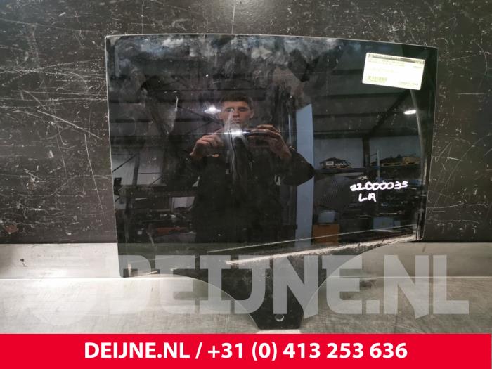 Mercedes GLE Portierruit 4Deurs links-achter O135419