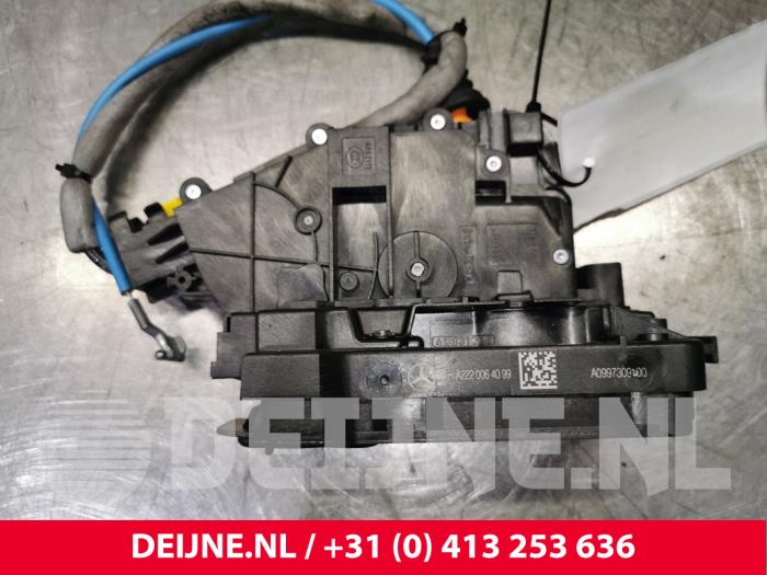 Mercedes GLE Deurslot Mechaniek 4Deurs links-achter O135420