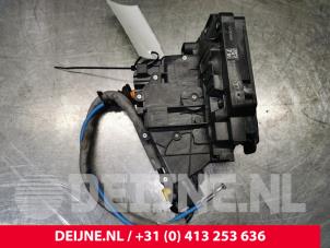 Mercedes GLE Deurslot Mechaniek 4Deurs links-achter O135420 foto 2