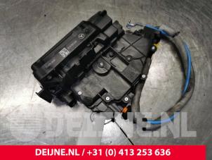 Mercedes GLE Deurslot Mechaniek 4Deurs links-achter O135420 foto 3