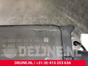 Mercedes E-Klasse Radar sensor O135444 foto 3