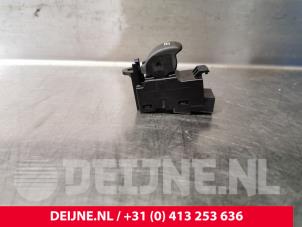 Volvo V40 Elektrisches Fenster Schalter O135455 photo 2