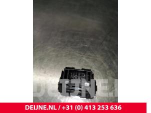 Volvo V40 Start/stop switch O135459 photo 2