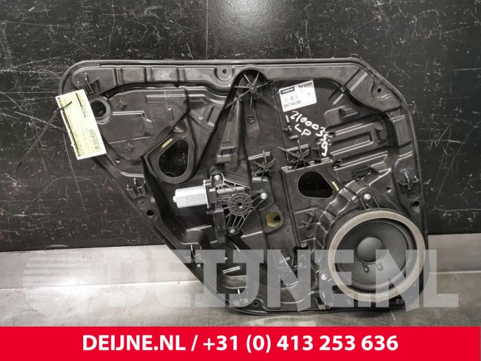 Volvo V40 Rear door window mechanism 4-door, left O135484