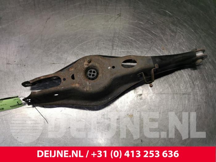 Audi A3 Rear spring retainer, left O135509
