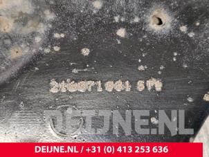 Mercedes Vito Draagarm onder links-voor O135519 foto 4