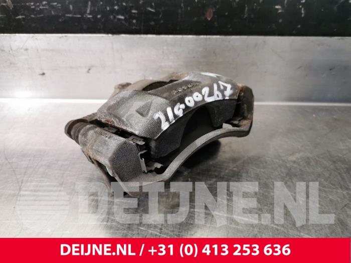 Peugeot 108 Front brake calliper, right O135539