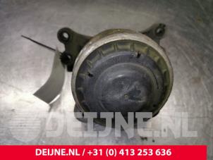 Gebruikte Motorsteun Ford Transit 2.2 TDCi 16V Prijs € 36,30 Inclusief btw aangeboden door van Deijne Onderdelen Uden B.V.