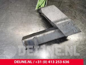 Mercedes C-Klasse Chassisstreifen vorne O135564 foto 2