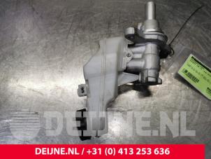 Peugeot 108 Hauptbremszylinder O135583 foto 2