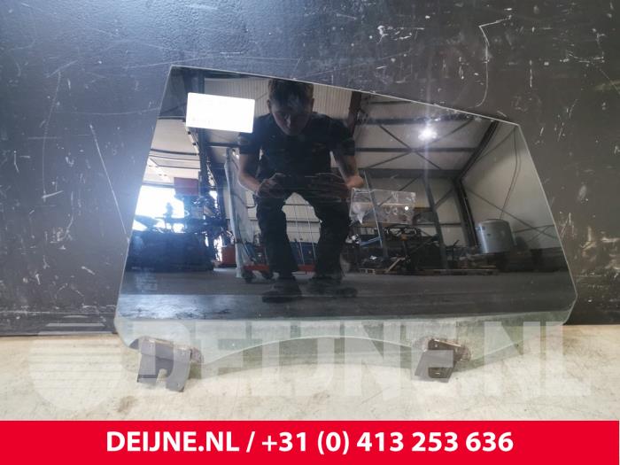 Tesla Model S Portierruit 4Deurs links-achter O135682