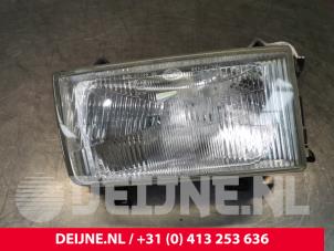 Gebruikte Rechter Koplamp Volkswagen Transporter T4 1.9 TD Prijs € 60,50 Inclusief btw aangeboden door van Deijne Onderdelen Uden B.V.