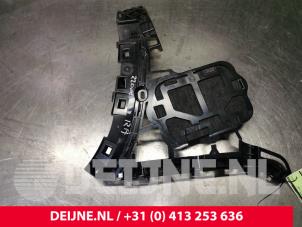 Mercedes GLE Bumpersteun rechts-achter O135735 foto 2