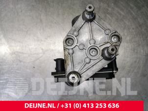 Mercedes Sprinter ABS pump O135852 photo 3