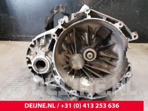 Ford Transit Versnellingsbak O135856 foto 3