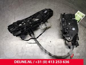 Mercedes A-Klasse Deurslot Mechaniek 4Deurs rechts-achter O135916 foto 3