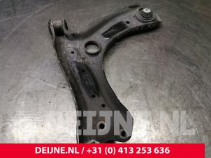 Volkswagen Polo Front lower wishbone, right O135964 photo 2