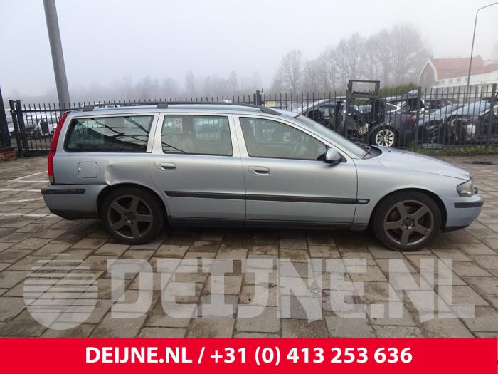 Volvo V70 Zusätzliches Fenster 4-türig rechts hinten O135994