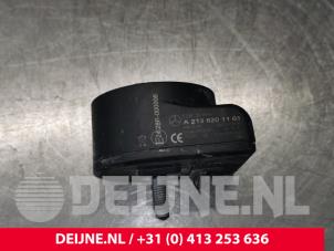 Mercedes GLE Alarm siren O136300 photo 2