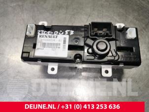 Opel Movano Kachel Bedieningspaneel O136324 foto 3