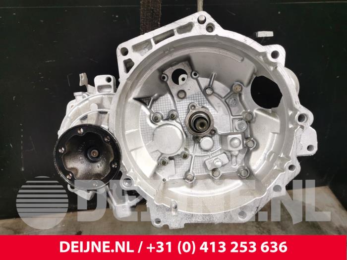 Volkswagen Caddy Getriebe O136422