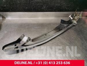 Porsche Cayenne Front right screen carrier O136431 photo 3