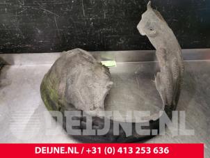 Gebruikte Modderkuip Volvo XC90 I 2.5 T 20V Prijs € 25,00 Margeregeling aangeboden door van Deijne Onderdelen Uden B.V.