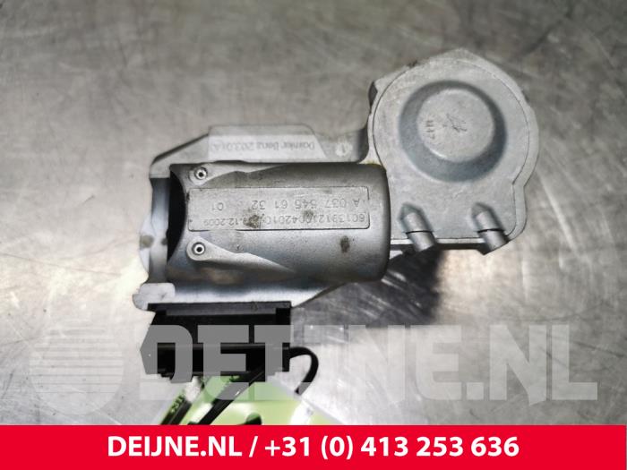 Mercedes Sprinter Steering box lock O136509
