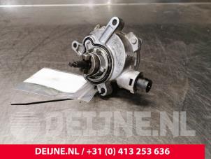 Volvo V70 Vakuumpumpe (Diesel) O136548 foto 2
