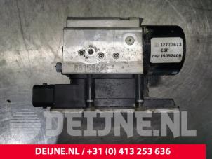 Opel Vectra ABS Pumpe O136553 foto 2