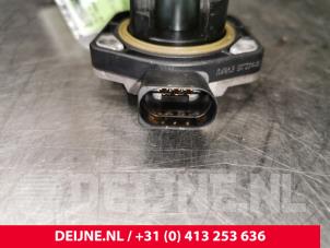 Volkswagen Transporter Ölstandsensor O136568 foto 3