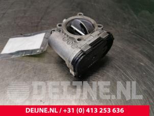 Volvo S60 Throttle body O136578 photo 2