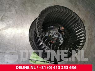 Mercedes A-Klasse Heizung Belüftungsmotor O136666 foto 3