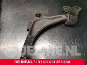 Volvo V70 Draagarm onder rechts-voor O136669 foto 2