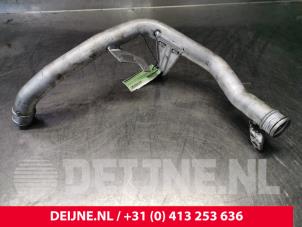 Volvo V40 Intercooler Buis O136712 foto 2