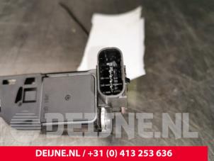 Volvo V40 Airflow meter O136715 photo 3