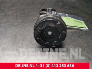 Volvo V70 Piston O136757 photo 3