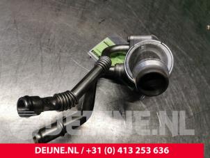 Volvo XC60 Thermostat housing O137109 photo 2