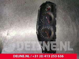 Volvo V70 Kilometerteller KM O137189 foto 2