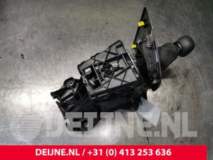 Gebruikte Versnellingspook Citroen Jumpy 2.0 Blue HDI 120 Prijs € 121,00 Inclusief btw aangeboden door van Deijne Onderdelen Uden B.V.