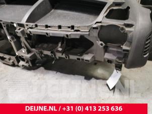 Renault Trafic Armaturenbrett O137264 foto 3