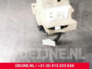 Volvo V70 Richtingaanwijzer Schakelaar O137316 foto 3