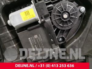 Volvo XC90 Fenstermechanik 4-türig links vorne O137326 foto 2